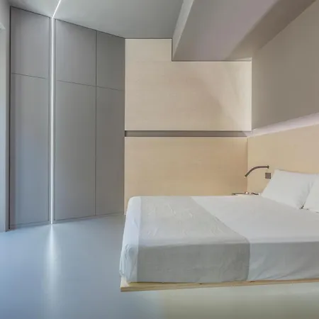 Fiveplace Design & Apartahotel