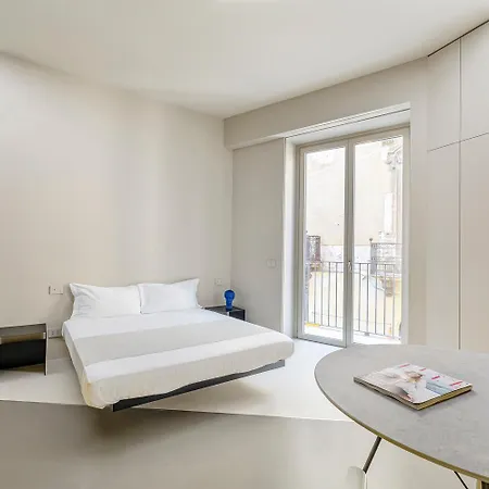 Apartahotel Fiveplace Design & 4*