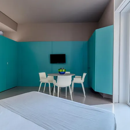 Fiveplace Design & 4* Trapani