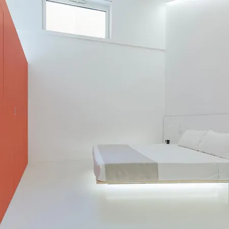 Fiveplace Design & Aparthotel 4*