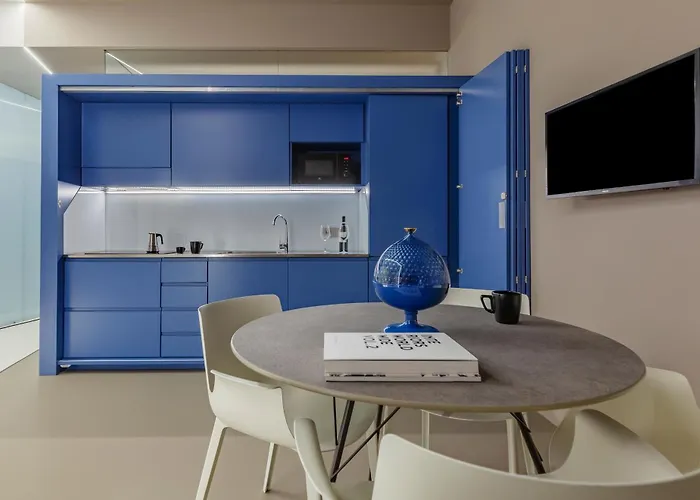 Fiveplace Design & מלון דירות טראפאני
