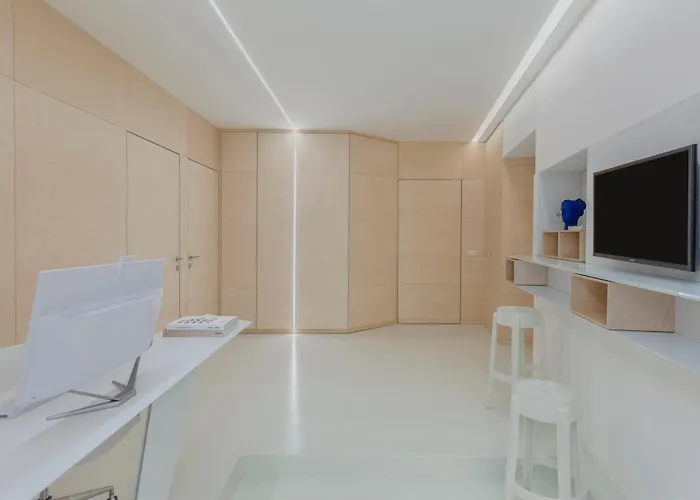 Fiveplace Design & מלון דירות 4*